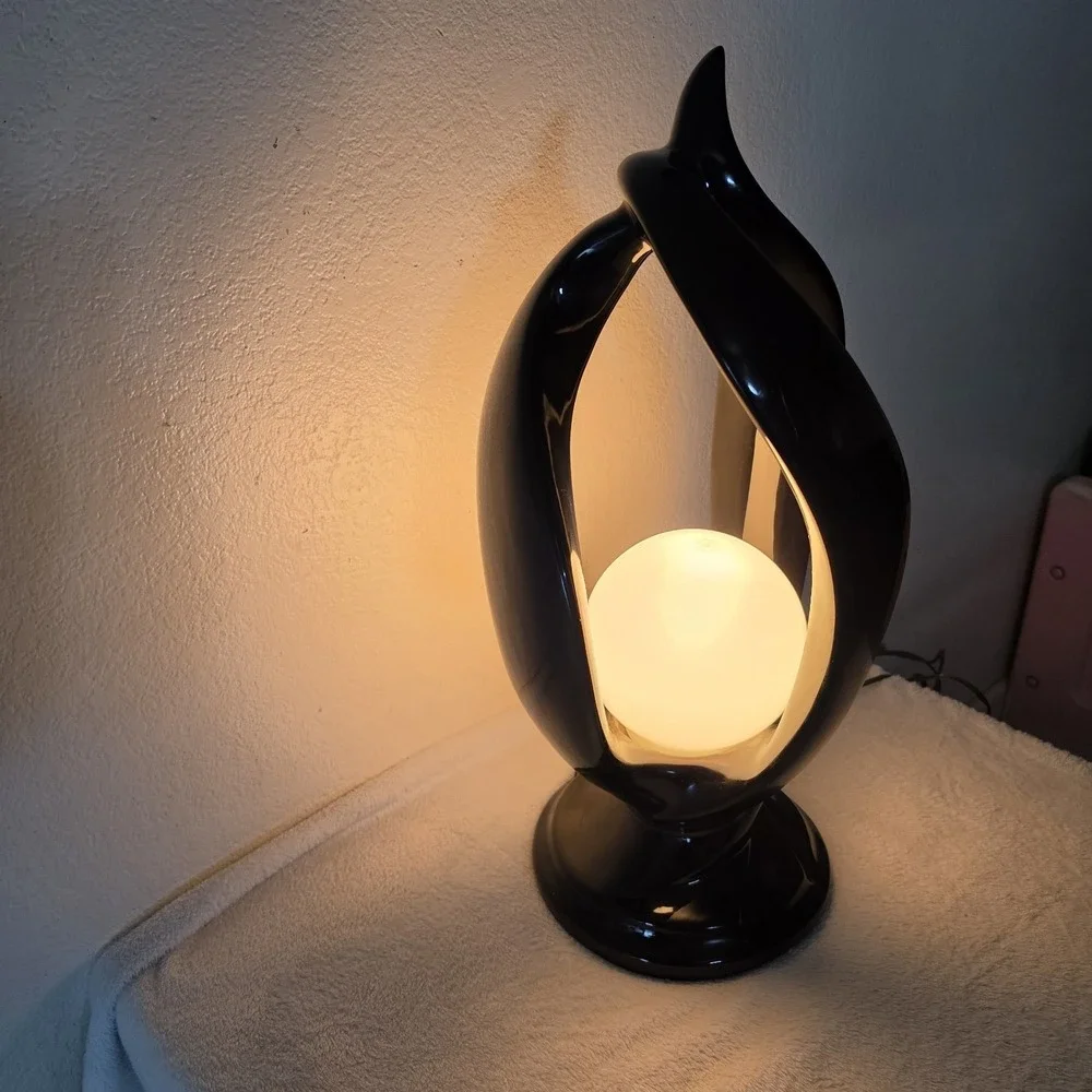 Genuine Harris Lamp of Elegance Ceramic Black Art Deco Electric Lamp Vintage